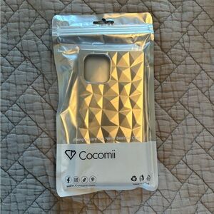 Cocomii Iphone 12/12Pro Case NWT